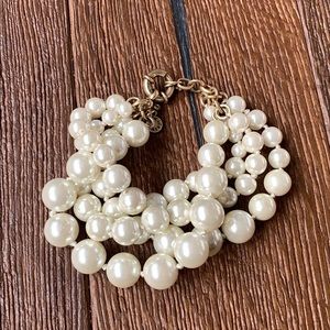 J Crew Pearl Chunky Bracelet